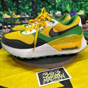 Nike Air Max SYSTM Oregon Size 9.5M